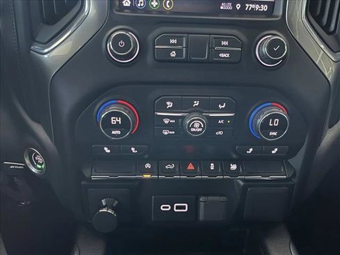 Used 2021 Chevrolet Silverado 1500 RST AWD/4WD image 15