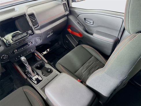 Used 2023 Nissan Frontier PRO-4X w/ Pro Convenience Package image 30