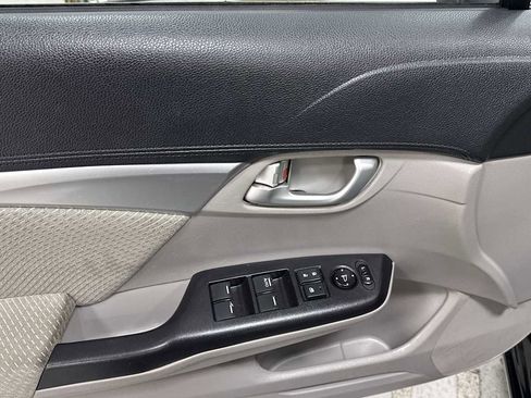 Used 2013 Honda Civic Hybrid Sedan image 15