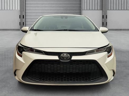 Used 2020 Toyota Corolla LE FWD image 9