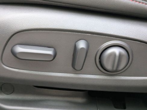 New 2026 Chevrolet Trax RS w/ Driver Confidence Package image 20