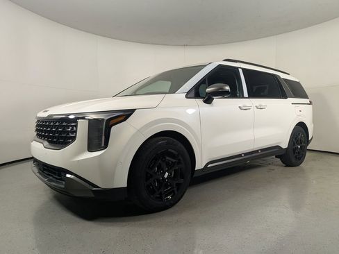 New 2026 Kia Carnival SX Prestige image 3