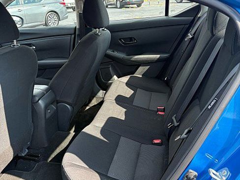 Used 2025 Nissan Sentra SV FWD image 11