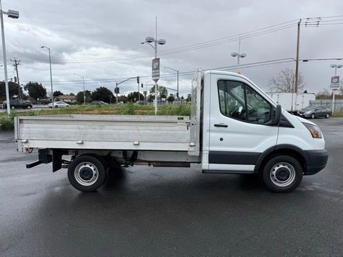Used 2018 Ford Transit 250 138 image 2