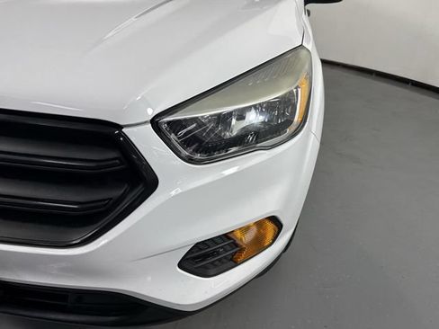 Used 2017 Ford Escape S FWD image 28