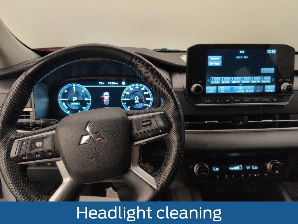Used 2023 Mitsubishi Outlander 4WD Plug-In Hybrid image 21