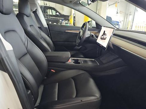 Used 2022 Tesla Model 3 Long Range AWD/4WD image 4
