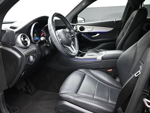 Used 2022 Mercedes-Benz GLC 300 image 19