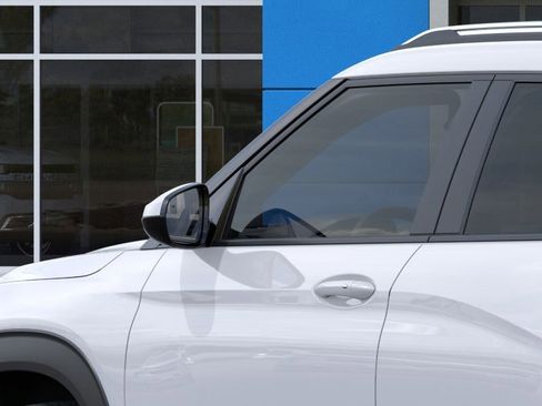 New 2025 Chevrolet TrailBlazer LT w/ LT Cold Weather Package image 39