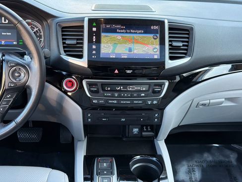 Used 2016 Honda Pilot Elite image 20
