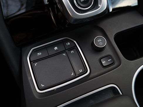 Used 2023 Acura MDX SH-AWD w/ Technology Package image 31