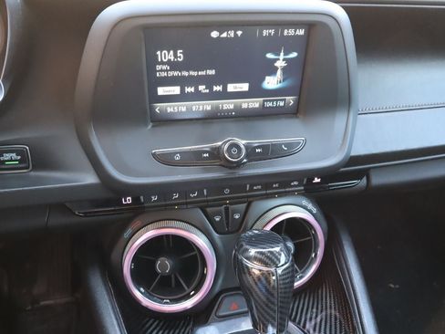 Used 2018 Chevrolet Camaro LT w/ RS Package RWD image 7