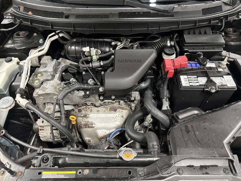 Used 2011 Nissan Rogue SV w/ Premium Pkg image 9