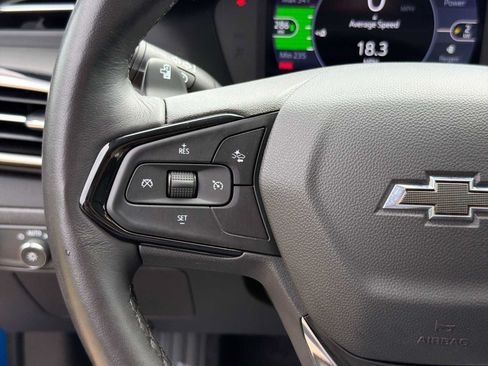Used 2023 Chevrolet Bolt EUV LT w/ Convenience Package FWD image 20