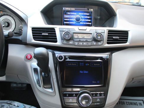 Used 2016 Honda Odyssey Touring image 33