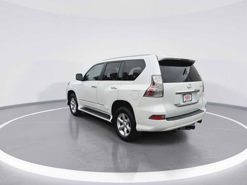 Used 2016 Lexus GX 460 w/ Comfort Package AWD/4WD image 6