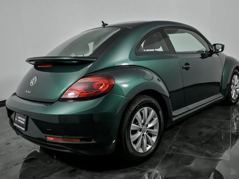 Used 2018 Volkswagen Beetle 2.0T S image 10