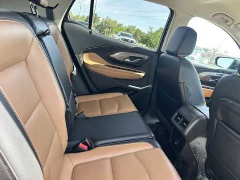 Used 2018 GMC Terrain SLT w/ Infotainment Package II AWD/4WD image 12