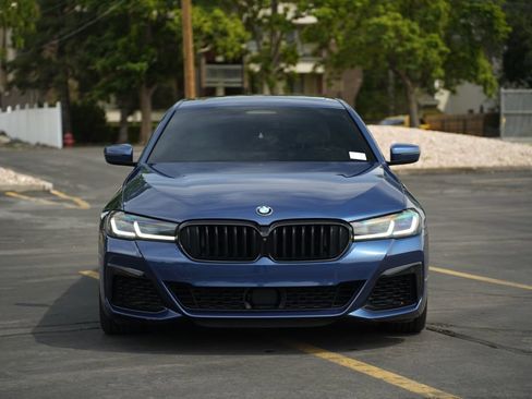 Used 2022 BMW M550i xDrive w/ Dynamic Handling Package AWD/4WD image 8