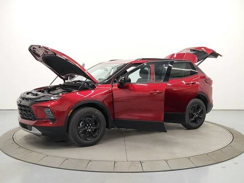 New 2026 Chevrolet Blazer LT w/ Convenience Package FWD image 11