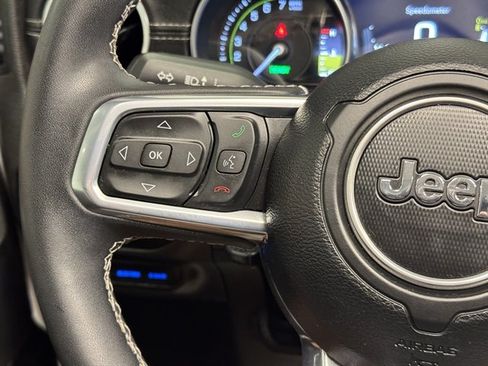 Used 2023 Jeep Wrangler Unlimited Sahara w/ Cold Weather Group AWD/4WD image 30