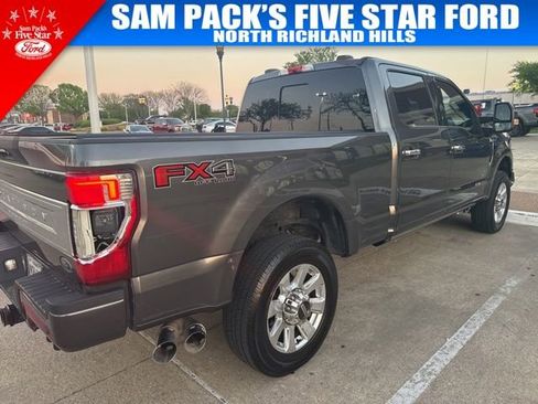 Used 2020 Ford F250 Platinum w/ FX4 Off-Road Package image 4