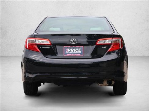Used 2012 Toyota Camry LE FWD image 6