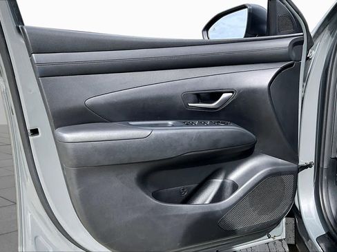 Used 2020 Hyundai Santa Fe SEL w/ Convenience + Premium Package FWD image 19