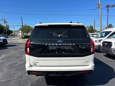 Certified 2025 Ford Expedition Max Active AWD/4WD image 15