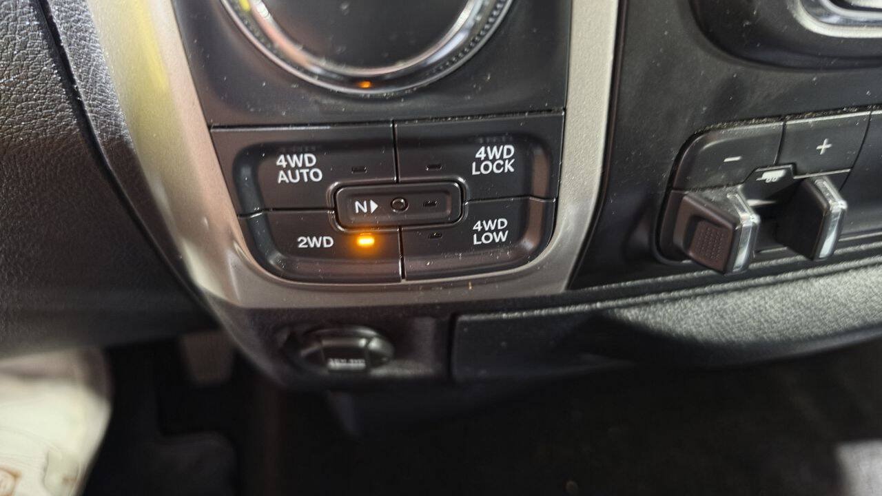 Used 2016 RAM 1500 Big Horn AWD/4WD image 33