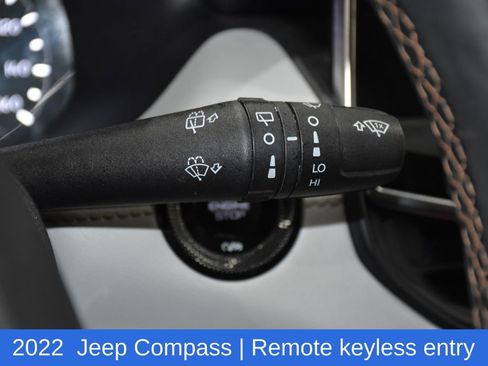 Used 2022 Jeep Compass Limited w/ Sun and Sound Group image 12