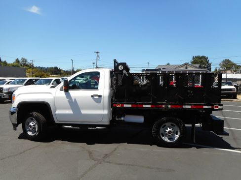 Used 2016 GMC Sierra 2500 2WD Regular Cab image 2