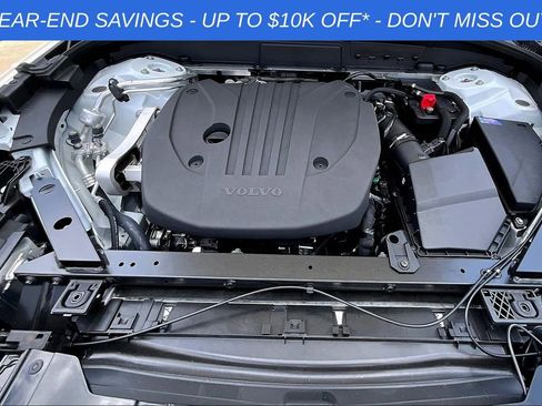 Used 2025 Volvo XC60 B5 Plus w/ Protection Package Premier image 29