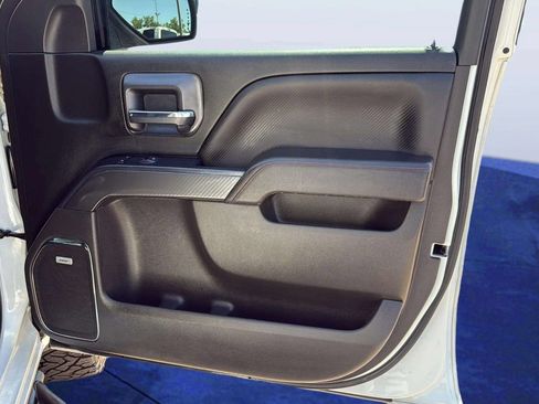 Used 2018 GMC Sierra 1500 SLT w/ All Terrain X Package AWD/4WD image 17