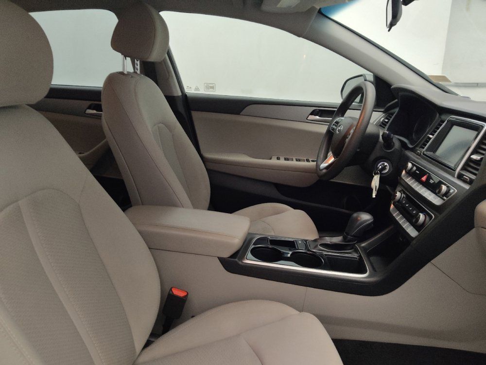 Used 2019 Hyundai Sonata SE FWD image 21