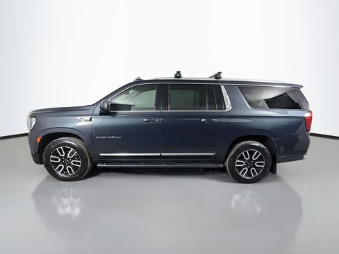Used 2021 GMC Yukon XL Denali w/ Denali Premium Package AWD/4WD image 9