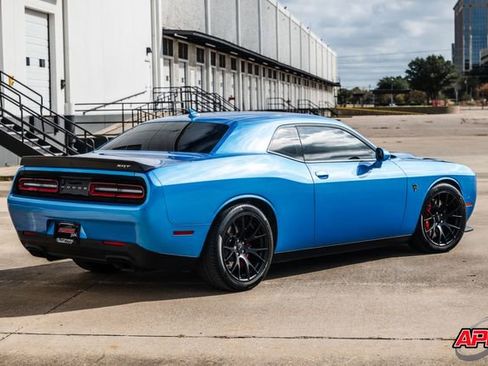 Used 2015 Dodge Challenger SRT Hellcat image 52