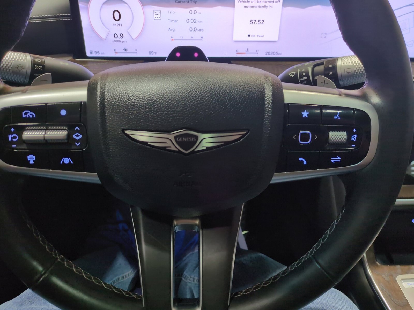Certified 2025 Genesis GV80 2.5T Select AWD/4WD image 21