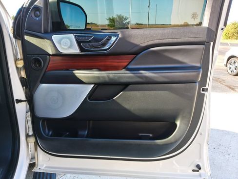 Used 2024 Lincoln Navigator L Reserve w/ Equipment Group 201A AWD/4WD image 33