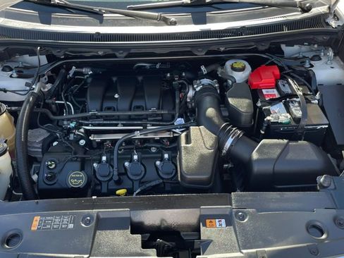 Used 2018 Ford Flex SEL w/ Equipment Group 202A image 26