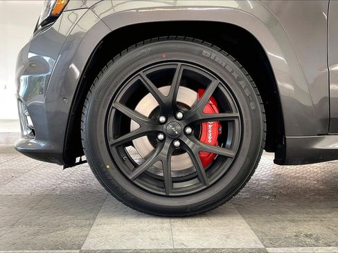 Used 2018 Jeep Grand Cherokee SRT w/ Trailer Tow Group IV image 8