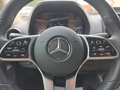 Used 2024 Mercedes-Benz Sprinter 3500 image 21