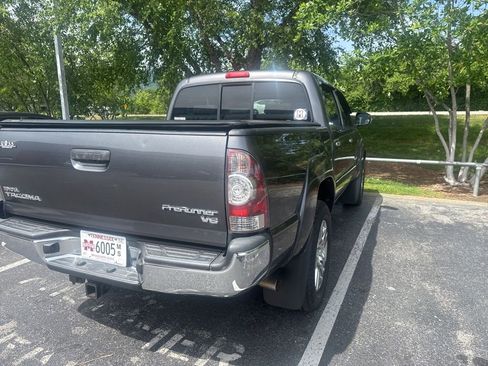 Used 2013 Toyota Tacoma PreRunner RWD image 6