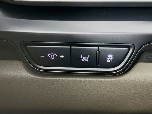 New 2026 Kia Carnival LXS FWD image 14