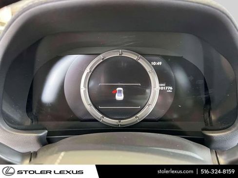 Used 2018 Lexus LC 500 Coupe w/ Sport Package image 28