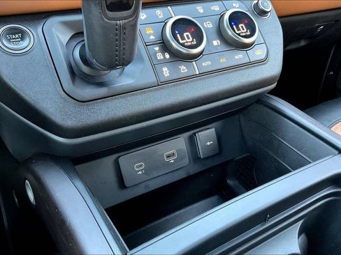 Used 2020 Land Rover Defender 110 X AWD/4WD image 16