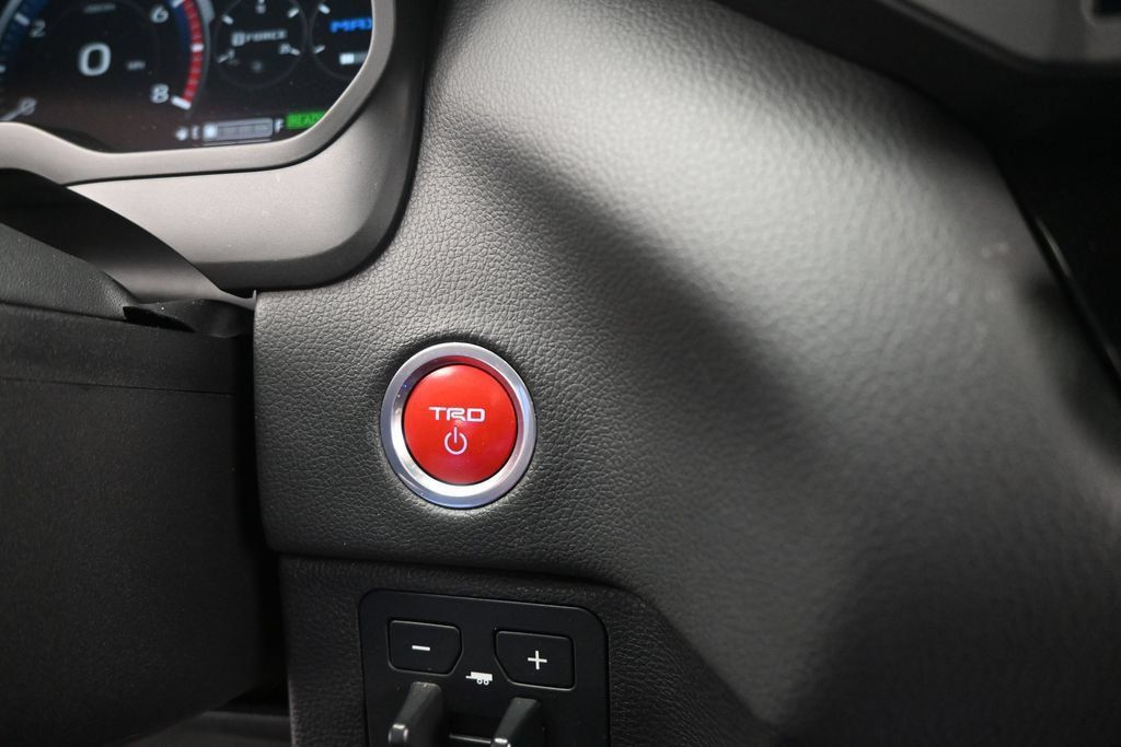 Used 2024 Toyota Sequoia TRD Pro AWD/4WD image 28