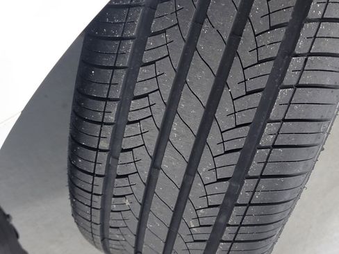 Used 2019 Chrysler 300 Touring L w/ Quick Order Package 22F image 30