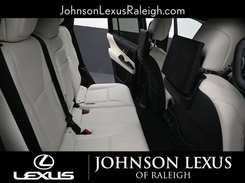 Used 2023 Lexus LX 600 4WD w/ Accessory Package (Z1) image 14
