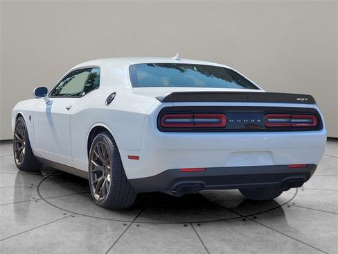 Used 2016 Dodge Challenger SRT Hellcat image 10